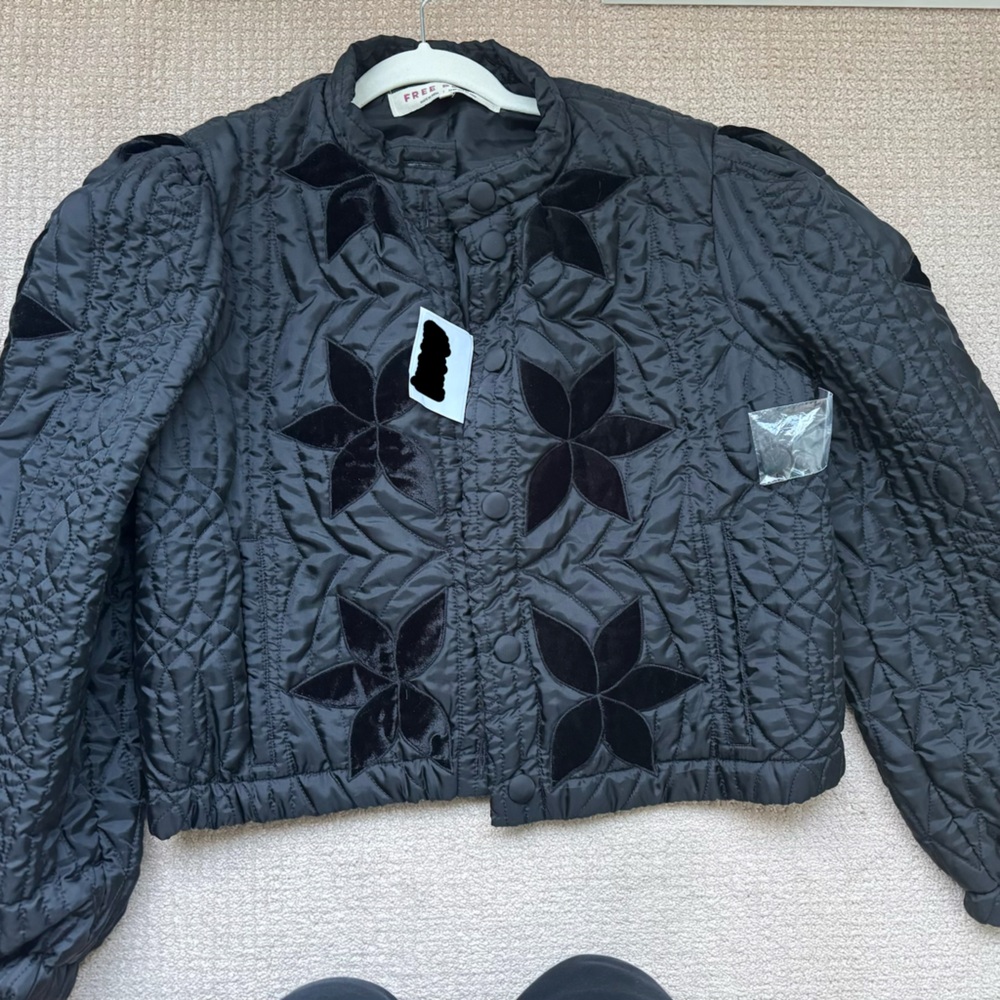 NEW FREE PEOPLE Quinn Quilted Jacket / Black Floral Bomber Satin